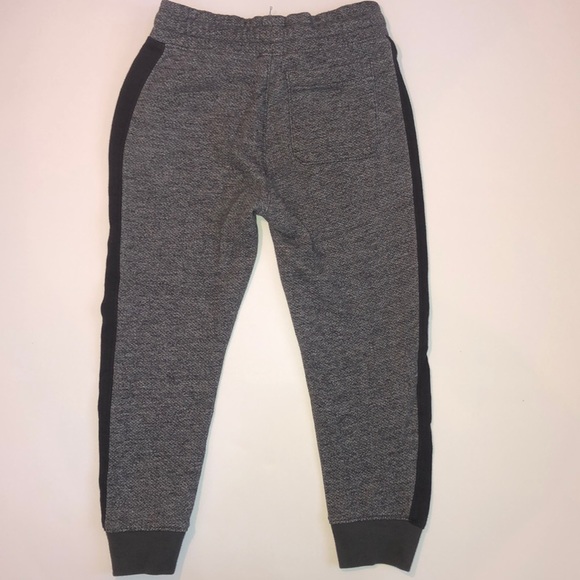 Boys sweatpants size XS 4/5 - Picture 6 of 8